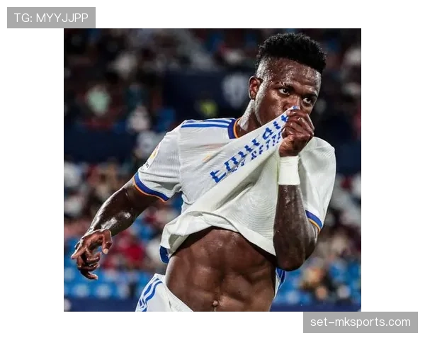 姆巴佩与大罗：速度型前锋跨时代进攻效率对比分析