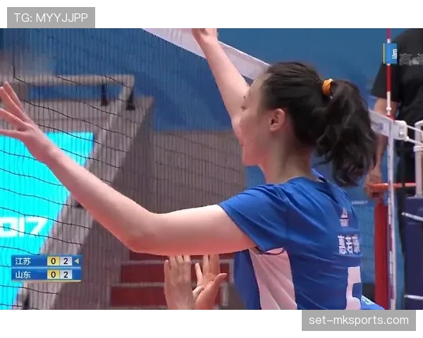 惠若琪退役后这生活也太松弛了吧，泡咖啡看书晒太阳，跟当年拼命扣杀简直不像一个人